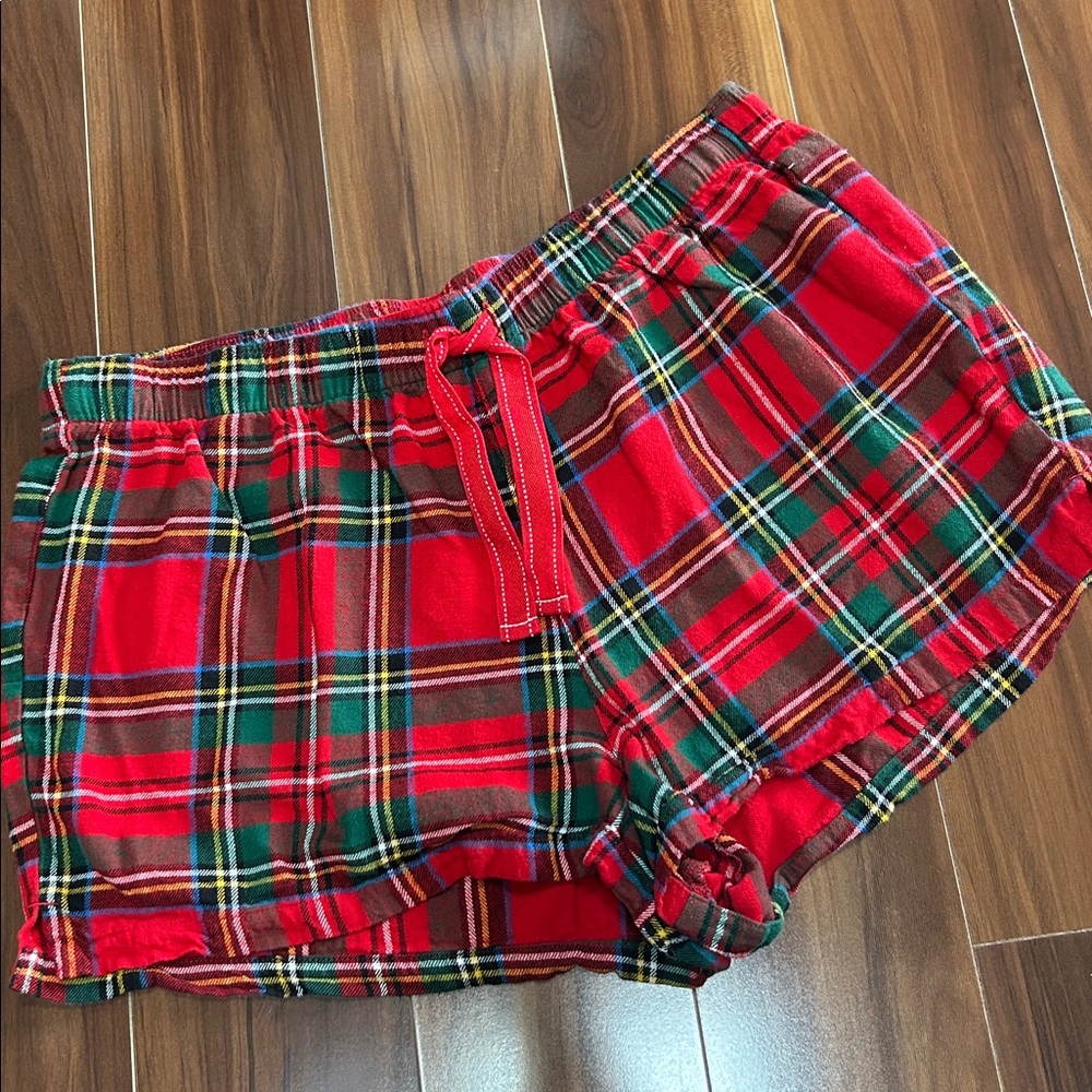 Large Old Navy 100% cotton plaid pajama shorts flannel